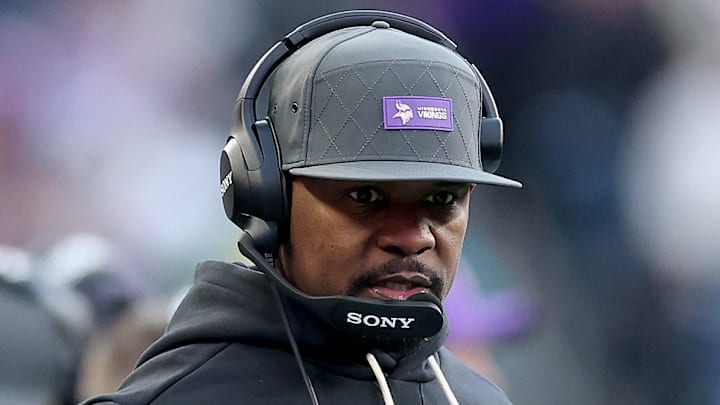 Minnesota Vikings head coach Brian Flores