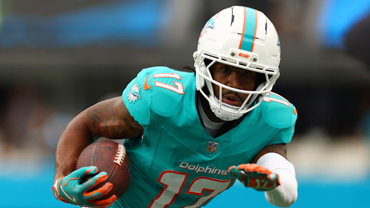 Miami Dolphins v Carolina Panthers - NFL 2025