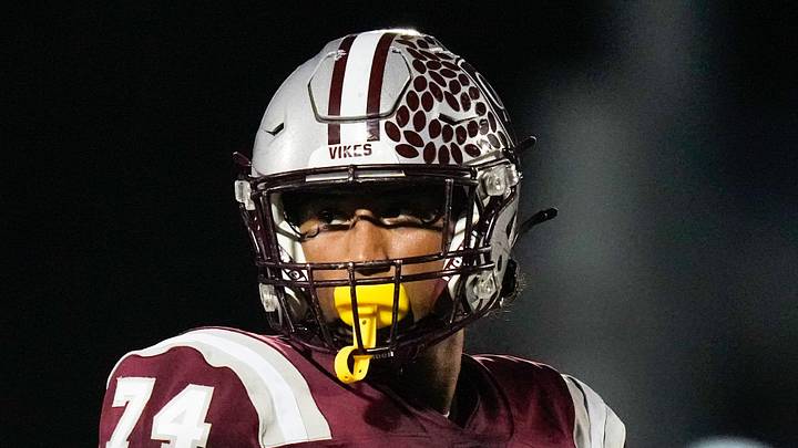 Columbus Academy's Reinaldo Perez (74) looks at the sideline in the first half of the game at Columbus Academy on Friday, Oct. 3, 2025 in Gahanna, Ohio.