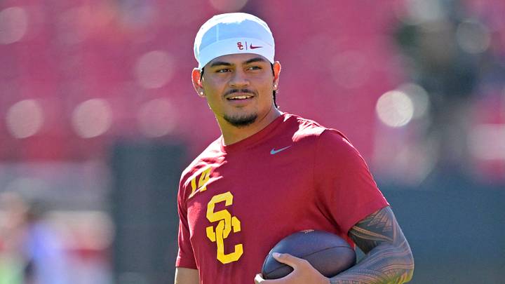 Oct 11, 2025; Los Angeles, California, USA; USC Trojans quarterback Jayden Maiava (14) warms up prior to the game against the Michigan Wolverines at United Airlines Field at the Los Angeles Memorial Coliseum. Mandatory Credit: Jayne Kamin-Oncea-Imagn Images Oct 11, 2025; Los Angeles, California, USA; USC Trojans quarterback Jayden Maiava (14) warms up prior to the game against the Michigan Wolverines at United Airlines Field at the Los Angeles Memorial Coliseum. Mandatory Credit: Jayne Kamin-Oncea-Imagn Images