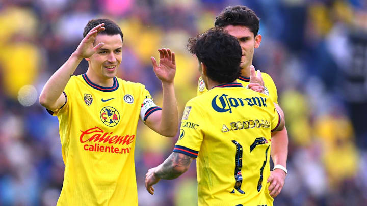 Alvaro Fidalgo (left) and Alejandro Zendejas (front) are two of the best players in all of Liga MX. Alvaro Fidalgo (left) and Alejandro Zendejas (front) are two of the best players in all of Liga MX.
