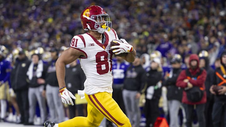 Nov 2, 2024; Seattle, Washington, USA; USC Trojans wide receiver Kyle Ford runs into the end zone for a fourth-quarter touchdown reception against the Washington Huskies/