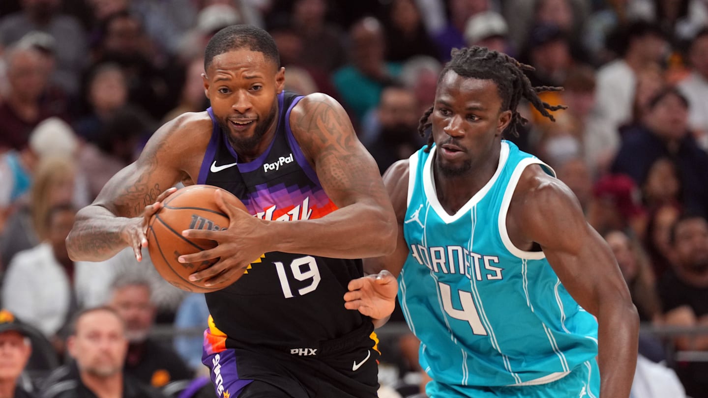 Starting Lineups for Charlotte Hornets vs. Phoenix Suns