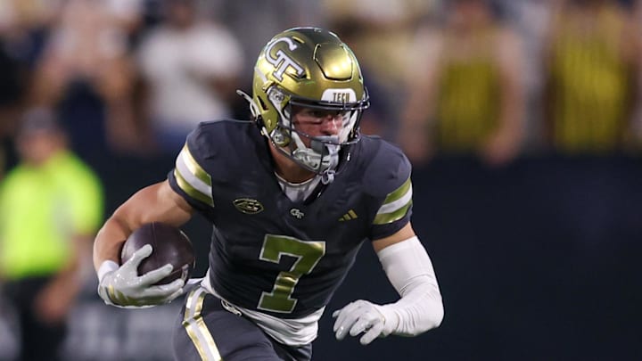 The Florida Gators have added a Georgia Tech receiver to its roster.
