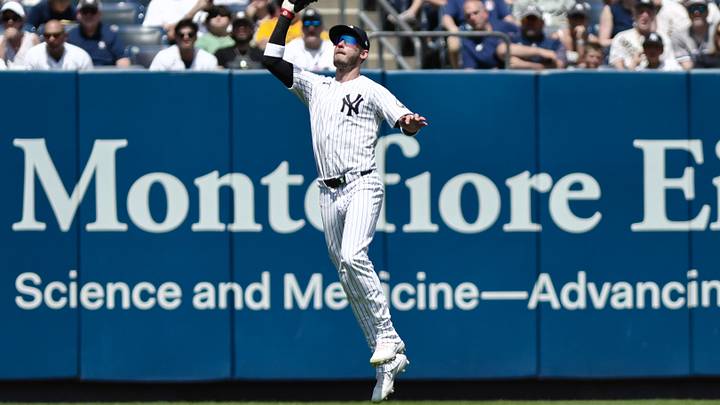 Jul 22, 2026; Bronx, New York, USA; New York Yankees left fielder Cody Bellinger (35) catches a fly ball hit by Pittsburgh Pirates left fielder Bryan Reynolds (not pictured) during the fourth inning at Yankee Stadium. Mandatory Credit: John Jones-Imagn Images