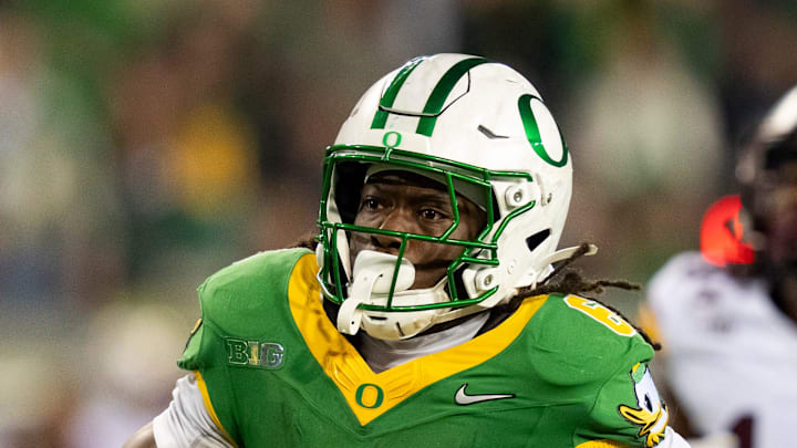 Oregon running back Noah Whittington runs for a touchdown as the Oregon Ducks host the Minnesota Golden Gophers on Nov. 14, 2025, at Autzen Stadium in Eugene, Oregon.