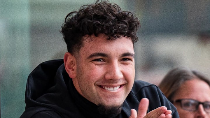 Oregon Ducks Nebraska Cornhuskers injury transfer portal Big Ten Dante Moore Dylan Raiola quarterback Dan Lanning dante moore