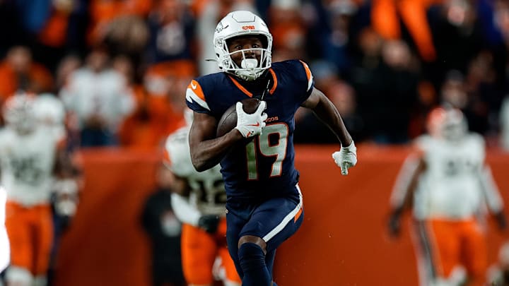 Dec 2, 2024; Denver, Colorado, USA; Denver Broncos wide receiver Marvin Mims Jr. (19) runs for a touchdown on a reception in the third quarter against the Cleveland Browns at Empower Field at Mile High. Dec 2, 2024; Denver, Colorado, USA; Denver Broncos wide receiver Marvin Mims Jr. (19) runs for a touchdown on a reception in the third quarter against the Cleveland Browns at Empower Field at Mile High.