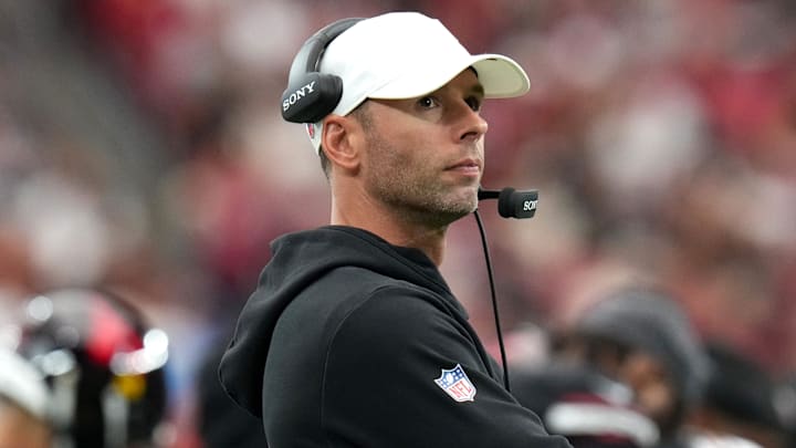 Arizona Cardinals head coach Jonathan Gannon looks on from the sidelines as they play against the Tennessee Titans at State Farm Stadium in Glendale on Oct. 5, 2025. Arizona Cardinals head coach Jonathan Gannon looks on from the sidelines as they play against the Tennessee Titans at State Farm Stadium in Glendale on Oct. 5, 2025.