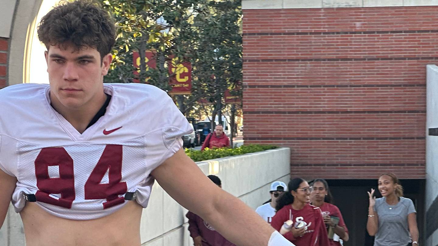 USC Coach Anthony Jones Shares First Impression of Elite Freshman Class