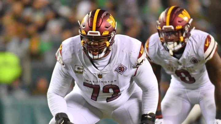 Nov 14, 2022; Philadelphia, Pennsylvania, USA; Washington Commanders offensive tackle Charles Leno Jr. (72) against the Philadelphia Eagles at Lincoln Financial Field. Mandatory Credit: Eric Hartline-USA TODAY Sports Nov 14, 2022; Philadelphia, Pennsylvania, USA; Washington Commanders offensive tackle Charles Leno Jr. (72) against the Philadelphia Eagles at Lincoln Financial Field. Mandatory Credit: Eric Hartline-USA TODAY Sports