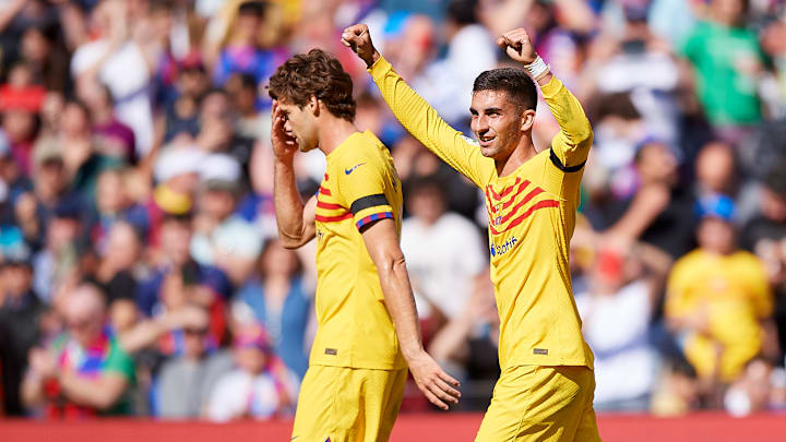 O Barcelona segue isolado na liderança do Campeonato Espanhol.