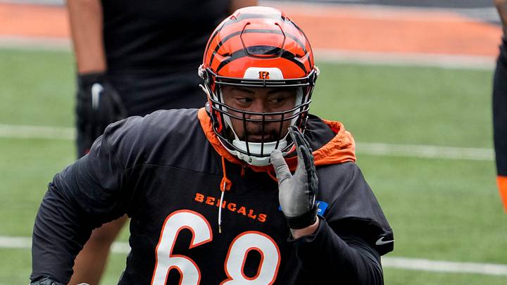 Defensive tackle Josh Tupou Defensive tackle Josh Tupou