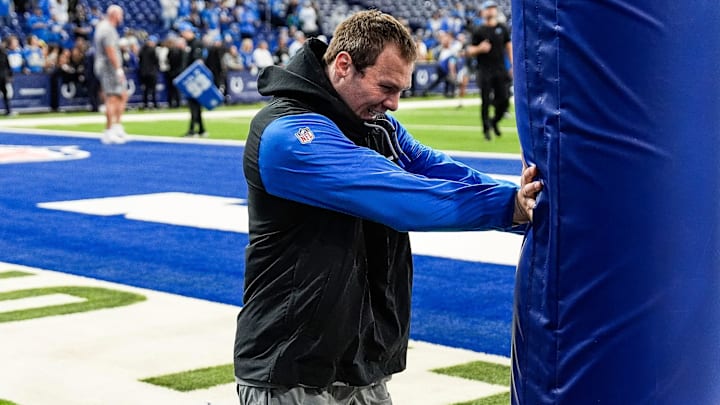 Detroit Lions linebacker Jack Campbell (46) warms up before the game against Indianapolis Colts 