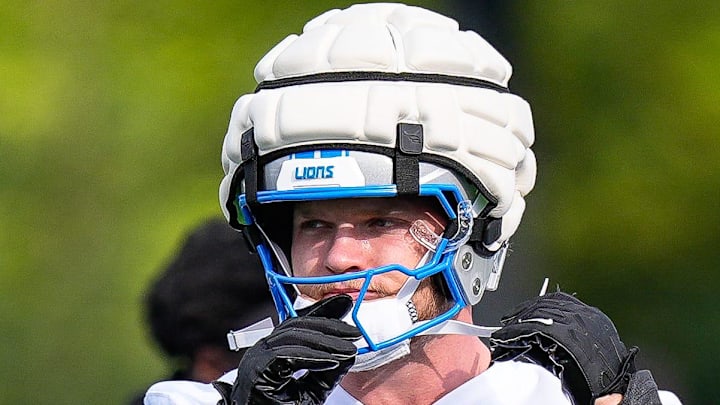 Detroit Lions defensive end Aidan Hutchinson (97).