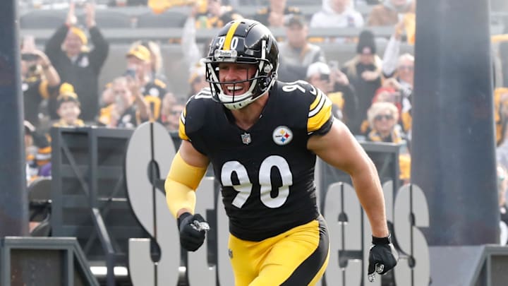 Nov 17, 2024; Pittsburgh, Pennsylvania, USA;  Pittsburgh Steelers linebacker T.J. Watt (90) reacts as he take the field against the Baltimore Ravens at Acrisure Stadium. Mandatory Credit: Charles LeClaire-Imagn Images