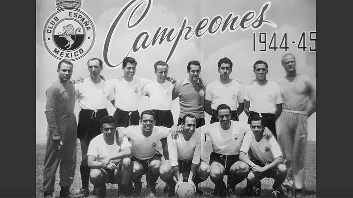 En la temporada 1944-1945 Real Club España consigue su último título de liga y el único en la llamada era profesional.  
