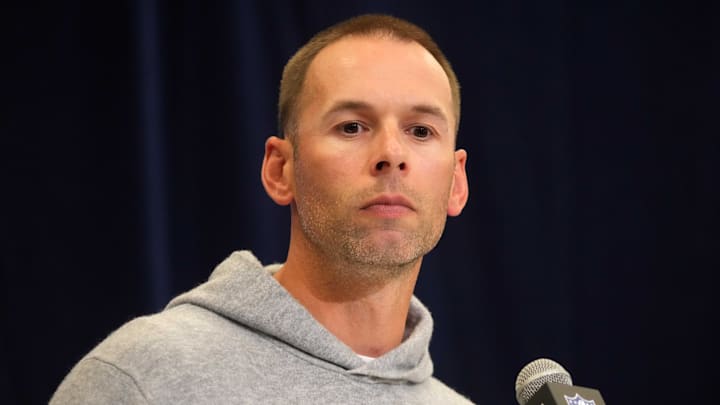 Feb 25, 2025; Indianapolis, IN, USA; Arizona Cardinals coach Jonathan Gannon speaks during the NFL Scouting Combine at the Indiana Convention Center. Mandatory Credit: Kirby Lee-Imagn Images Feb 25, 2025; Indianapolis, IN, USA; Arizona Cardinals coach Jonathan Gannon speaks during the NFL Scouting Combine at the Indiana Convention Center. Mandatory Credit: Kirby Lee-Imagn Images