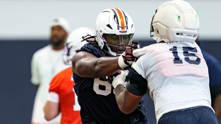 The Auburn Tigers are counting on a huge upgrade at left tackle in the form of Virginia Tech transfer Xavier Chaplin.