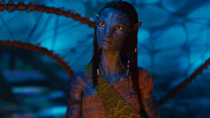 Neytiri (Zoe Saldaña) in AVATAR: FIRE AND ASH. 