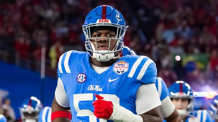 Mississippi Rebels defensive tackle Will Echoles