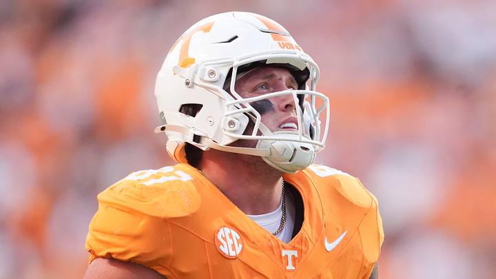 Tennessee tight end Miles Kitselman (87) on the field during a college football game between Tennessee and Arkansas at Neyland Stadium in Knoxville, Tennessee on Oct. 11, 2025.