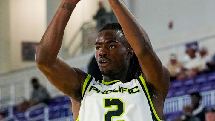 Prolific Prep Crew guard Caleb Holt (2) shoots the ball during the first quarter of a City of Palms Classic Signature Series game against the CIA-Bella Vista Bears at Suncoast Credit Union Arena in Fort Myers, Fla., on Friday, Dec. 19, 2025.