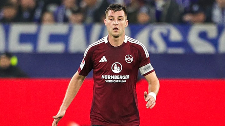 Robin Knoche hat es beim FCN schwer 