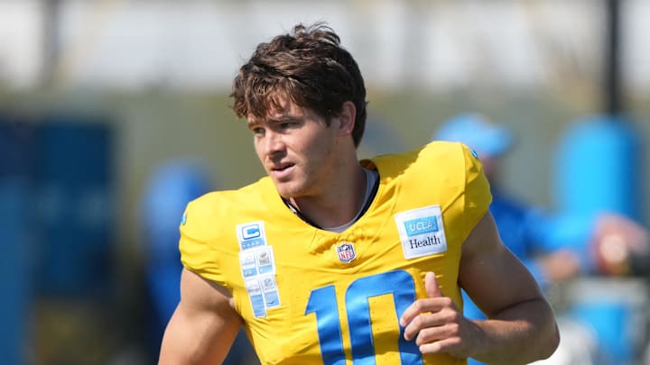 Aug 7, 2025; El Segundo, CA, USA; Los Angeles Chargers quarterback Justin Herbert (10) reacts during training camp at The Bolt. Mandatory Credit: Kirby Lee-Imagn Images Aug 7, 2025; El Segundo, CA, USA; Los Angeles Chargers quarterback Justin Herbert (10) reacts during training camp at The Bolt. Mandatory Credit: Kirby Lee-Imagn Images