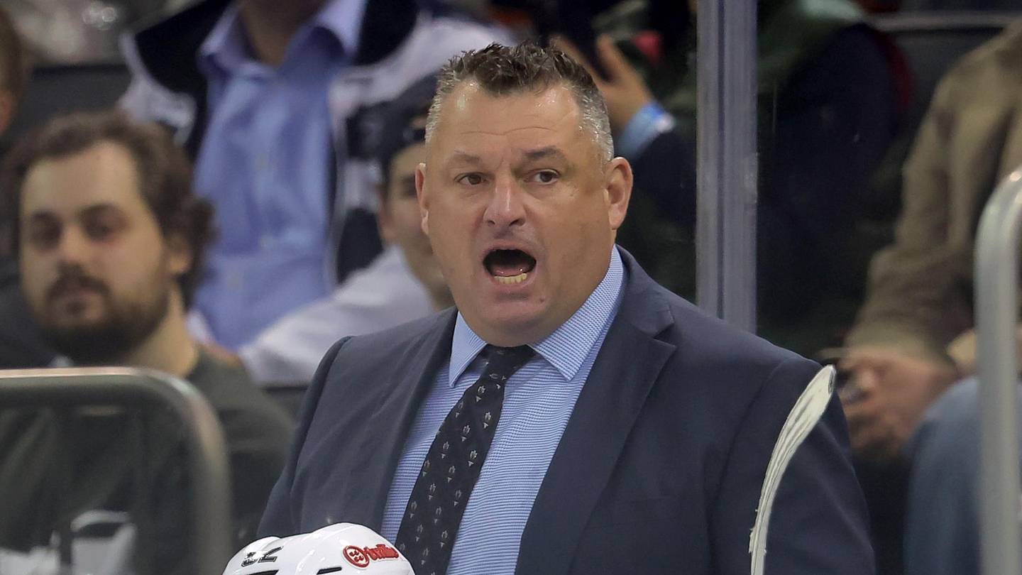 DJ Smith reportedly out as Kings coaching search nears conclusion