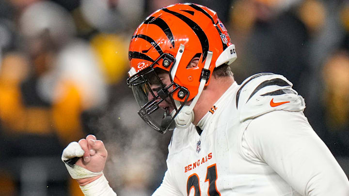 Cincinnati Bengals defensive end Trey Hendrickson celebrates a play.