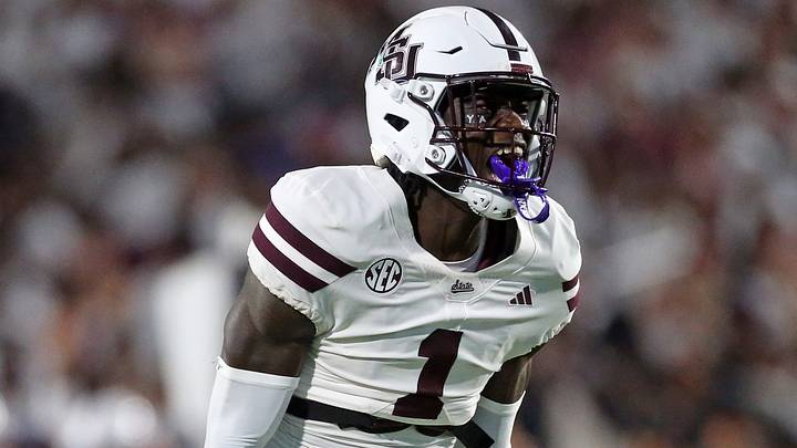 Mississippi State Bulldogs cornerback Kelley Jones (1) reacts after a defensive stop during the first quarter against the Missouri Tigers at Davis Wade Stadium at Scott Field. 