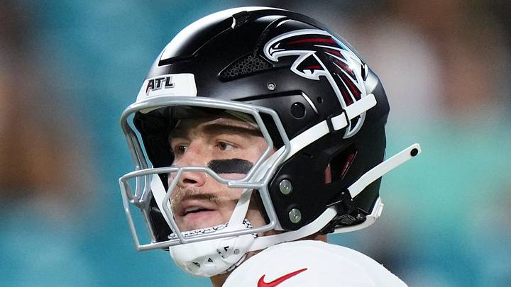 Atlanta Falcons quarterback Jack Strand Atlanta Falcons quarterback Jack Strand
