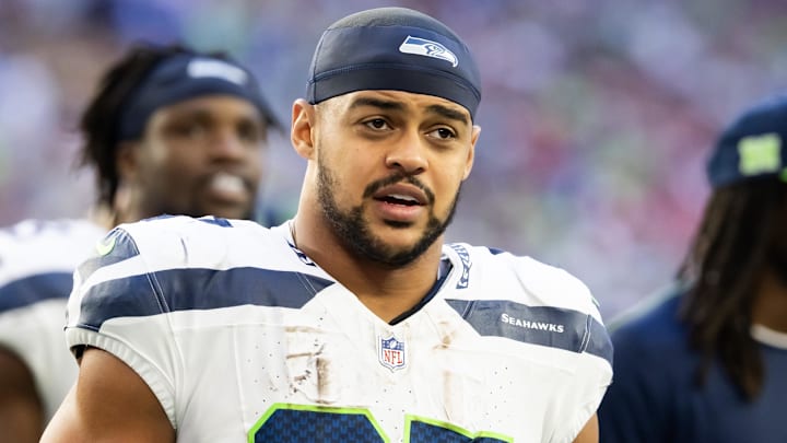 Dec 8, 2024; Glendale, Arizona, USA; Seattle Seahawks tight end Noah Fant (87) against the Arizona Cardinals at State Farm Stadium. Mandatory Credit: Mark J. Rebilas-Imagn Images