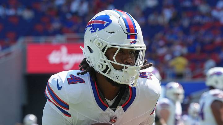 Aug 15, 2026; Orchard Park, New York, USA; Buffalo Bills running back James Cook III (4) warms up prior to the game between the Carolina Panthers and Buffalo Bills at New Highmark Stadium. Mandatory Credit: Gregory Fisher-Imagn Images Aug 15, 2026; Orchard Park, New York, USA; Buffalo Bills running back James Cook III (4) warms up prior to the game between the Carolina Panthers and Buffalo Bills at New Highmark Stadium. Mandatory Credit: Gregory Fisher-Imagn Images
