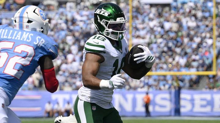 New York Jets tight end Kenyon Sadiq New York Jets tight end Kenyon Sadiq