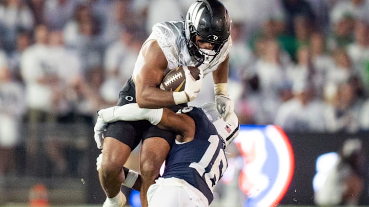 Oregon's entrance gives the Big Ten another marquee name. Oregon's entrance gives the Big Ten another marquee name.