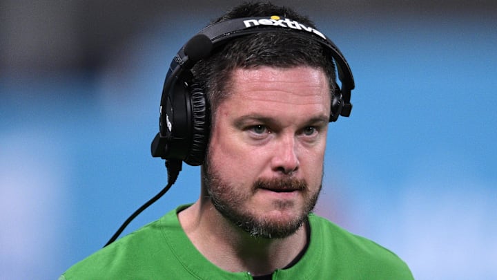 Dec 28, 2022; San Diego, CA, USA; Oregon Ducks head coach Dan Lanning looks on from the sideline during the second half against the North Carolina Tar Heels of the 2022 Holiday Bowl at Petco Park. Mandatory Credit: Orlando Ramirez-Imagn Images Dec 28, 2022; San Diego, CA, USA; Oregon Ducks head coach Dan Lanning looks on from the sideline during the second half against the North Carolina Tar Heels of the 2022 Holiday Bowl at Petco Park. Mandatory Credit: Orlando Ramirez-Imagn Images