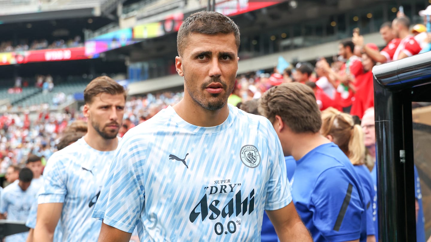 Manchester City Midfielder Rodri's Contract Decision Has Real Madrid on Alert (Report)