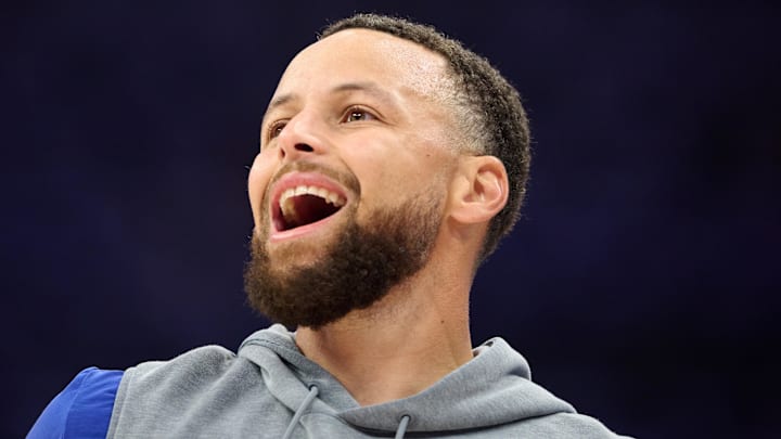 Another Curry masterclass sees Warriors advance