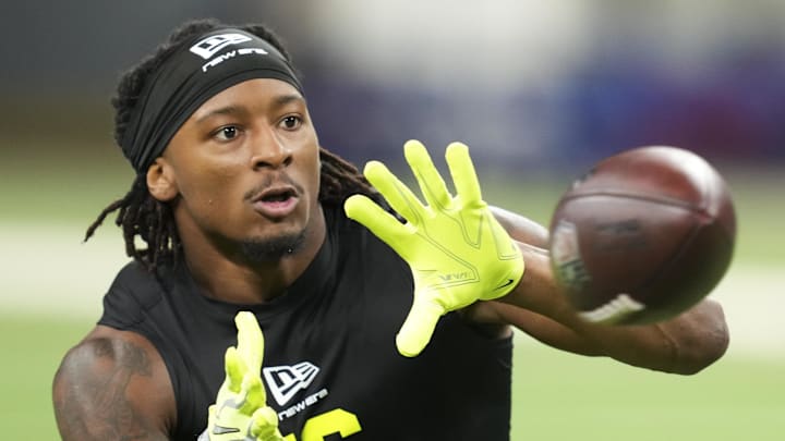 Pittsburgh linebacker Kyle Louis Pittsburgh linebacker Kyle Louis