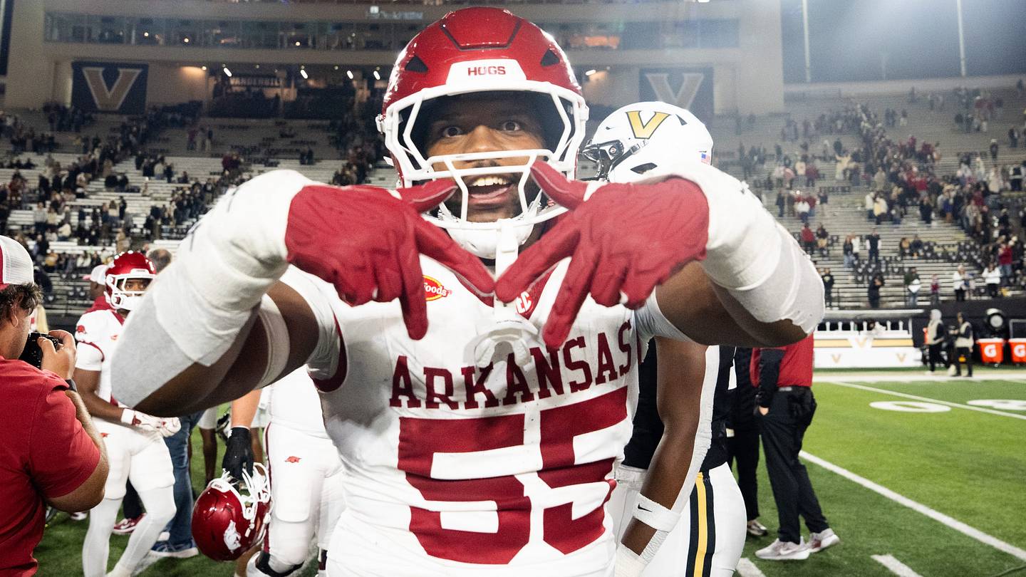 Arkansas Razorbacks Team News | FOOTBALL | theScore