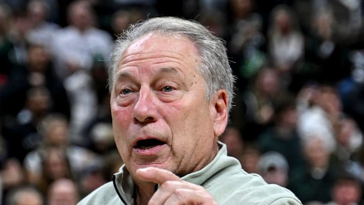 Michigan State's head coach Tom Izzo thanks the alumni Izzone for supporting the Spartans in the victory over USC on Monday, Jan. 5, 2026, at the Breslin Center in East Lansing.
