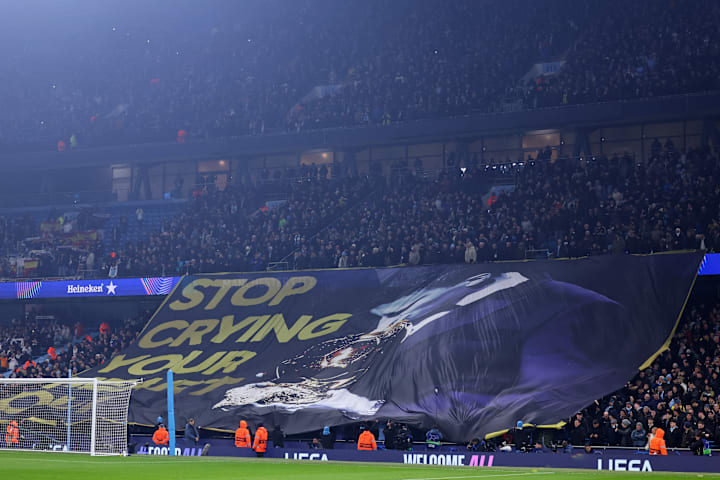 การแสดงแบนเนอร์โรดรี การแสดงแบนเนอร์โรดรี