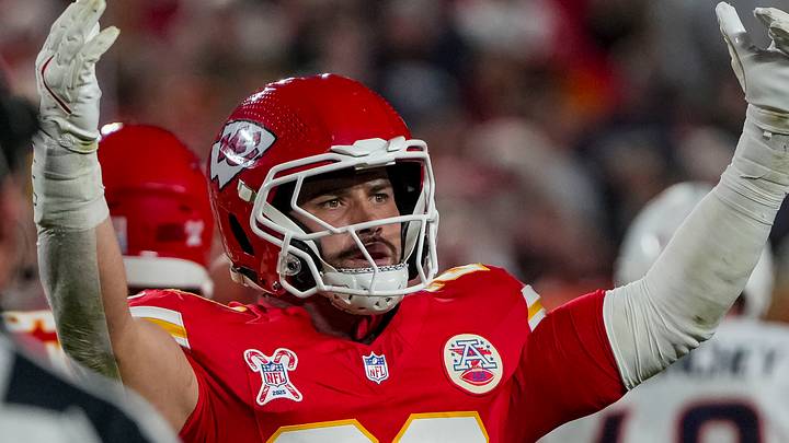 Kansas City Chiefs linebacker Drue Tranquill (23) Kansas City Chiefs linebacker Drue Tranquill (23)