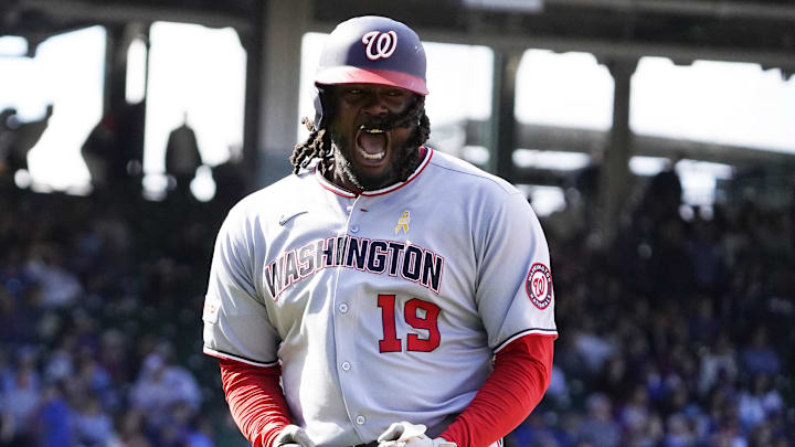 Sep 7, 2025; Chicago, Illinois, USA; Washington Nationals pinch-hitter Josh Bell (19) gestures after hitting a three-run home run against the Chicago Cubs during the ninth inning at Wrigley Field. Sep 7, 2025; Chicago, Illinois, USA; Washington Nationals pinch-hitter Josh Bell (19) gestures after hitting a three-run home run against the Chicago Cubs during the ninth inning at Wrigley Field.