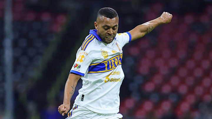 Cruz Azul v Tigres UANL - Torneo Clausura 2023 Liga MX