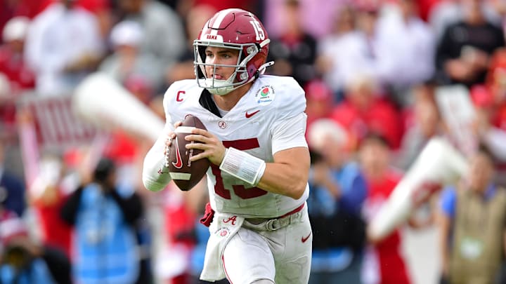 Alabama Crimson Tide quarterback Ty Simpson