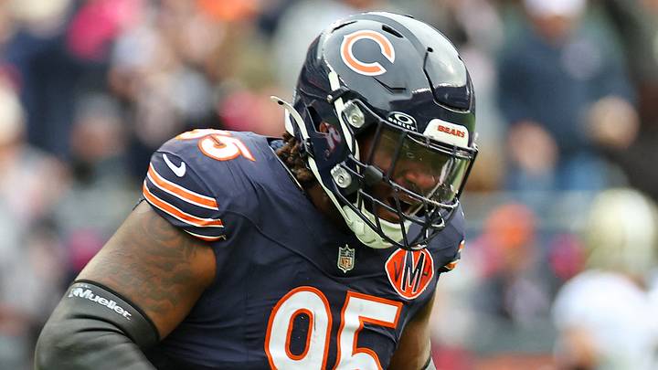 Chicago Bears defensive tackle Shemar Turner