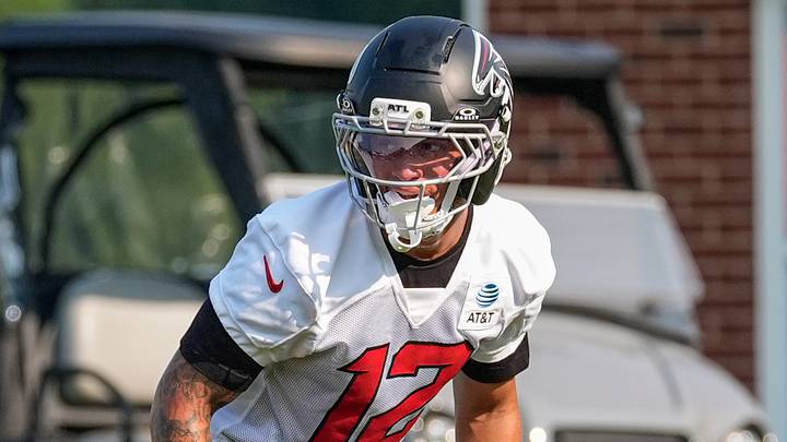 Atlanta Falcons cornerback Avieon Terrell Jr. 
